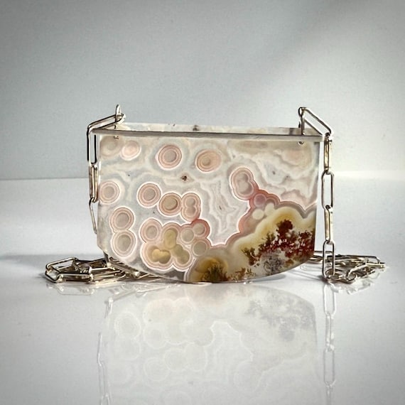 “Thula” Orbicular Tube Agate Pendant Necklace