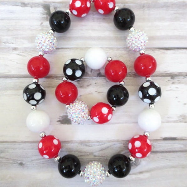 Red, Black, White baby necklace, girl necklace, baby bead necklace,toddler necklace, girl jewelry,chunky bead necklace,bubblegum necklace