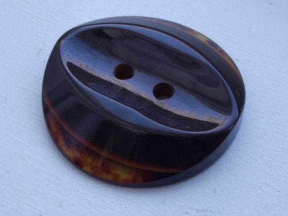 1 X LARGE 2" SOLID TORTOISE SHAPED BUTTON BLACK & BROWN CRAFTS MAKING SEWING NEW 