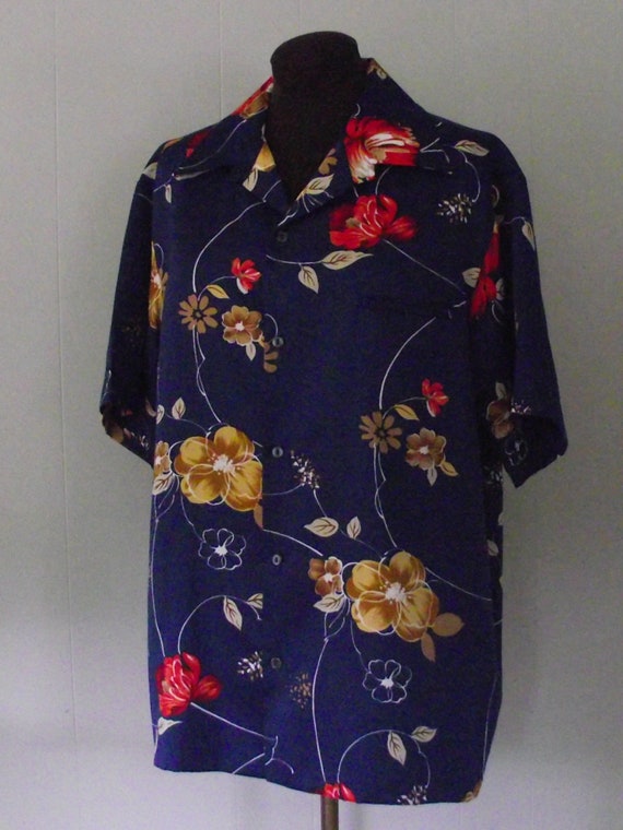 Vintage Nani Hawaiian Floral Button Front Men's Collared Dress Shirt Sz XL Short Sleeve Front Pocket Navy Bright Vivid Vacation Souvenir