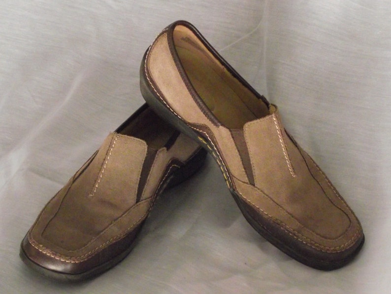 Naturalizer Slip-On Loafer Shoes Women\u2019s 8.5 Slim Light Milk Chocolate Swede Uppers Rubber Soles Casual Zoom Meeting Professional Comfort