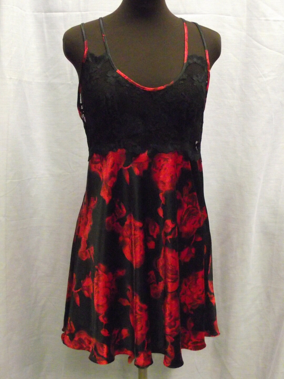 Holiday Edition Short Nightie Sz L/12-14 Zwart Rood Bloemen Pure