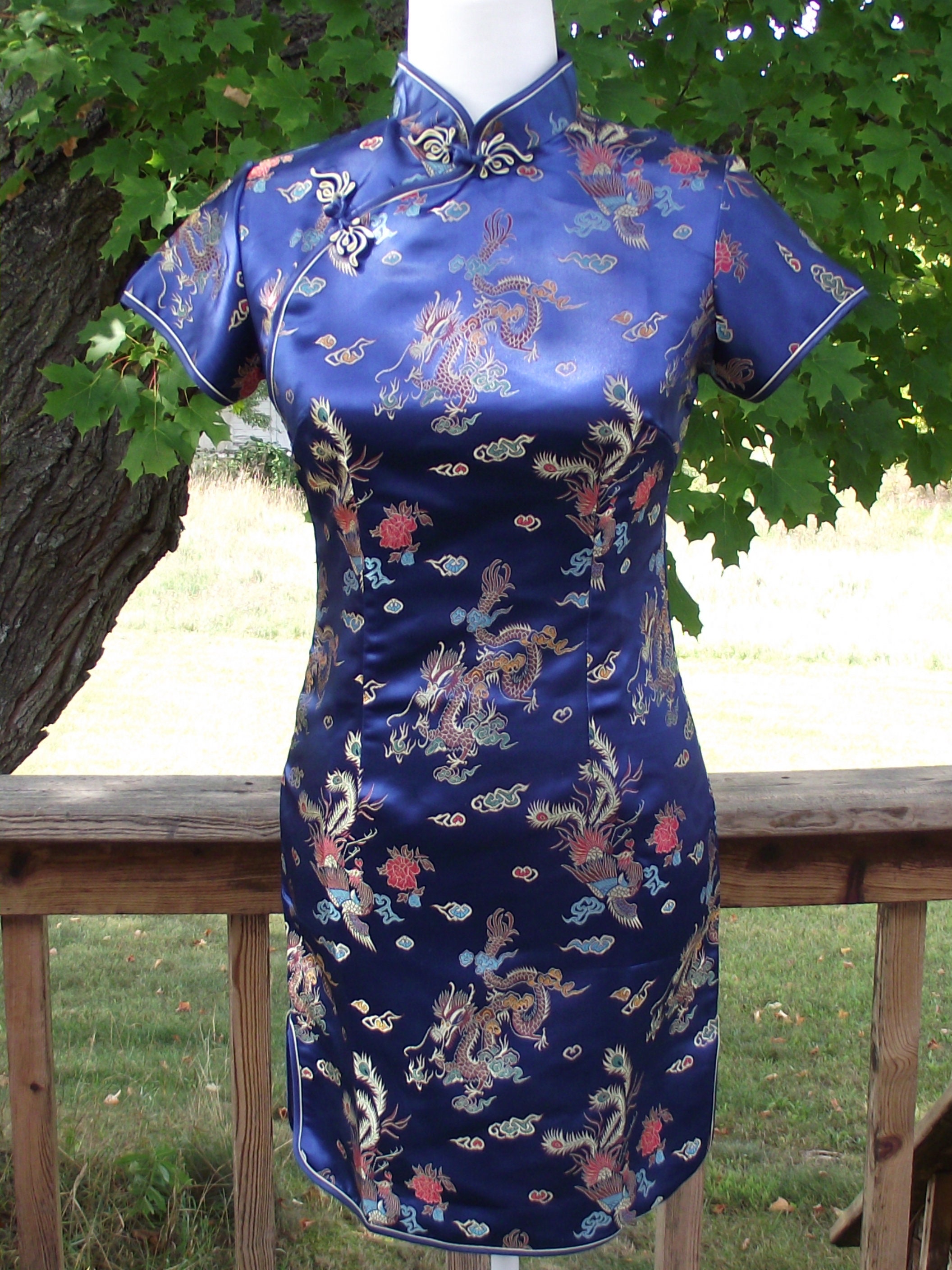 Blue oriental dress hotsell