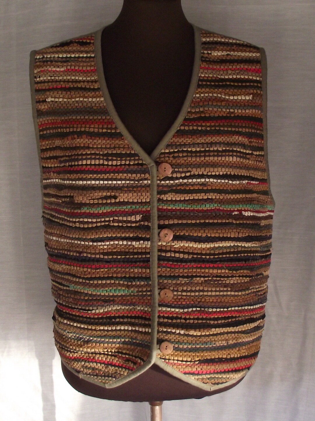 Northern Isles Earth Tone Suede Rag Rug Front Cotton Back Wood Button ...