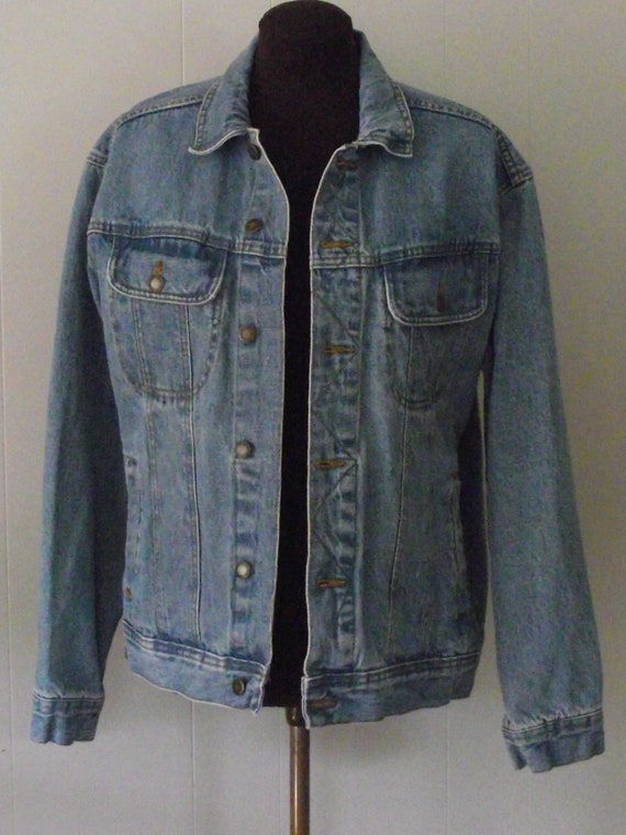 Wrangler Rivet Button Blue Jean Denim Jacket Sz M 