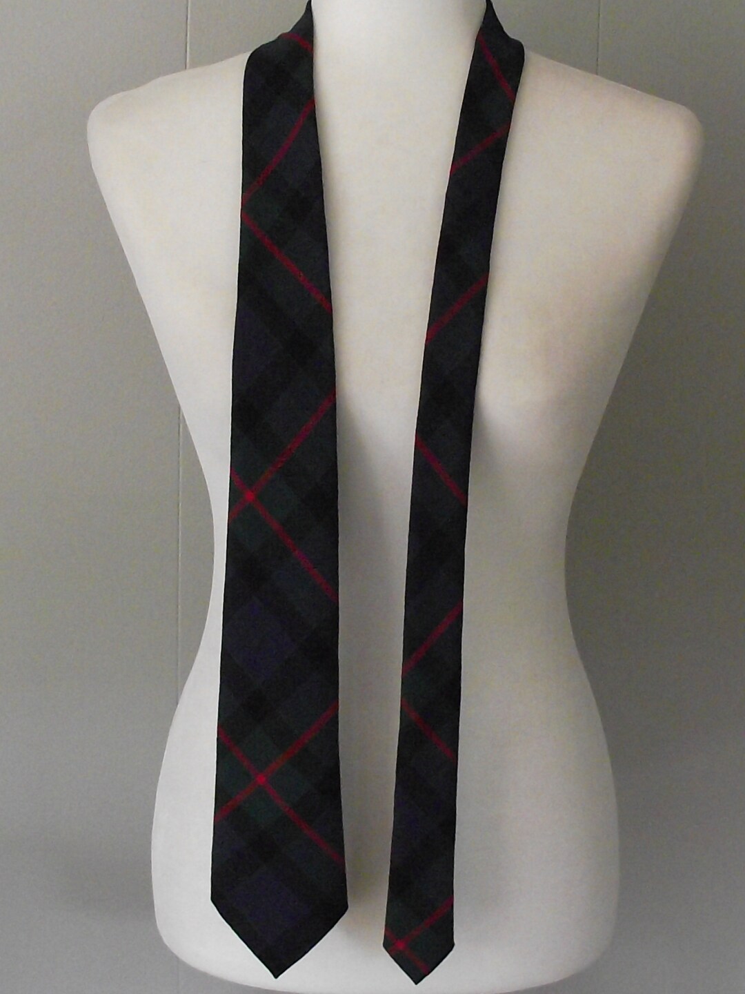 Gunn Scottish Neck Tie/necktie Tartan Green Red Blue Plaid Etsy