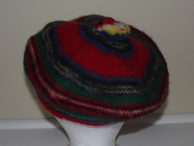 1940\u2019s Wool Knit Spiral Beret Hat Cap Rainbow Colors Celtic Tam Tassel Top Cool Woodland Retro Hipster Ethnic Bob Marley Homemade?