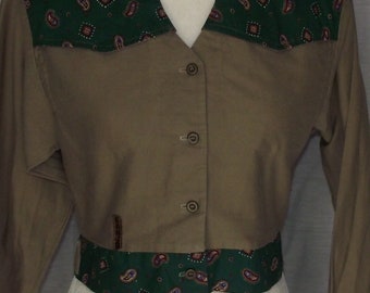 Banjo Equestrian Dress Blouse Sz Sm Woodland Green Khaki Paisley Design Duster Jacket Style Crop Top Shirt Country Western Equine Show