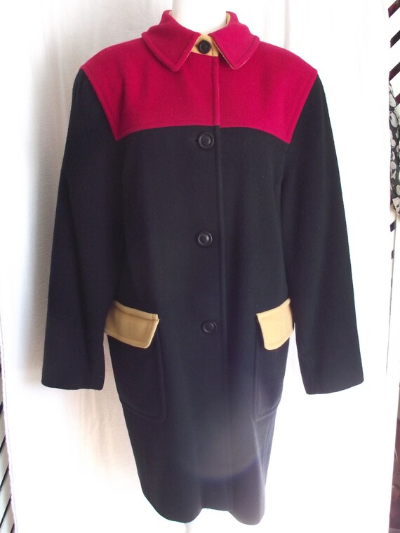Lauren Meren Black \u0026 Red Long Wool Coat 
