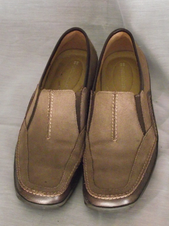 Naturalizer slip on loafers store