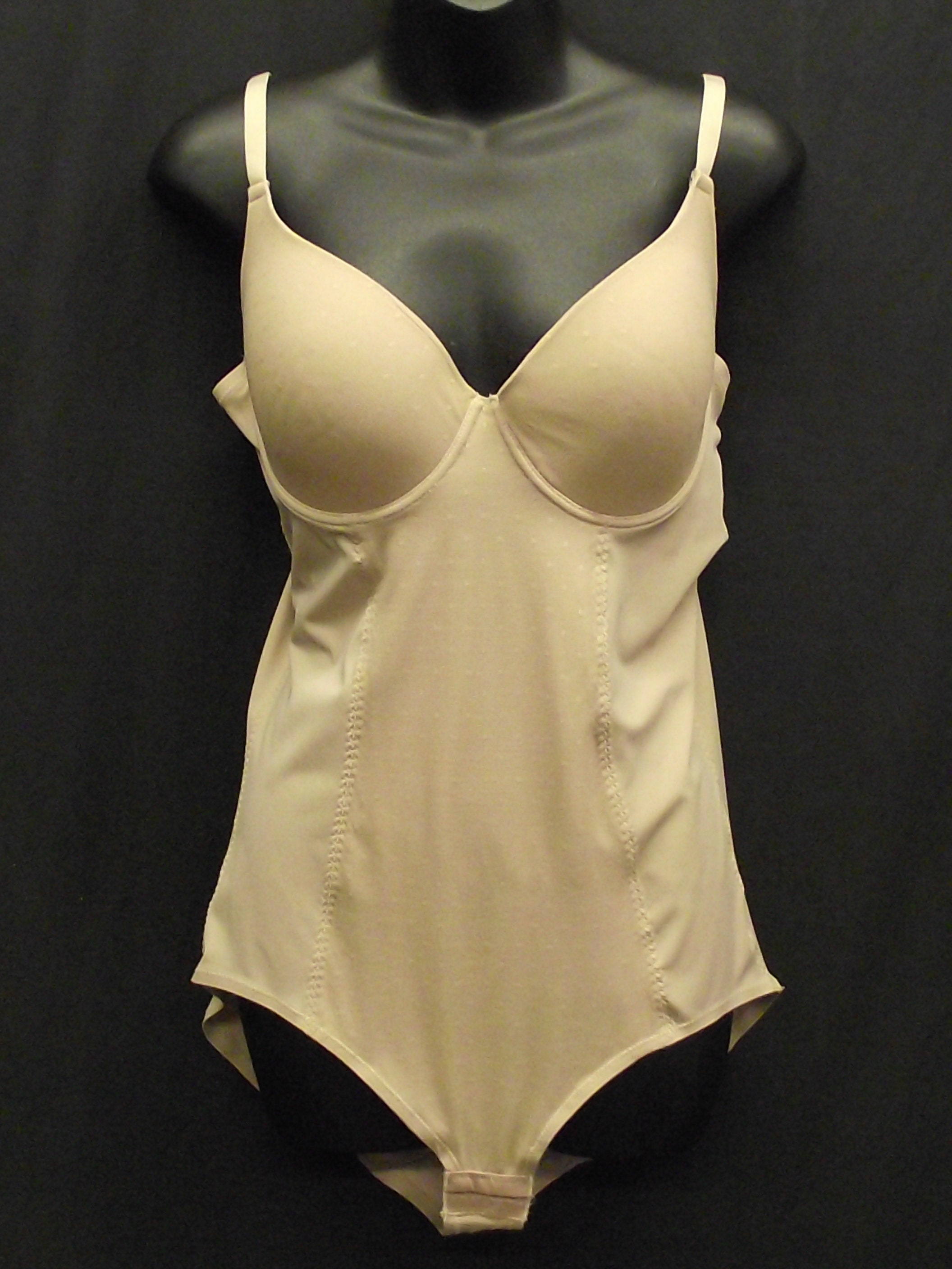 Jaclyn Smith Nude Beige Body Shapewear 2XL Adjustable Spaghetti