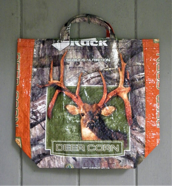 UPCYCLE~DEER~BUCK~MOSSY OAK~RECYCLED FEED BAG~GROCERY~MARKET TOTE 