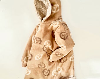 Patrón de manta ponible Snuggie. Patrón de costura de sudadera tipo abrigo en PDF para bebés, niñas, niños, hombres y mujeres. Tallas: 2 años a adulto