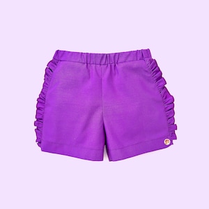 Shorts sewing pattern kids.  East Cape unisex shorts PDF pattern for boys and girls. Sizes: 0 months -13 years