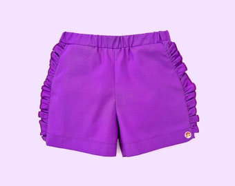 Shorts sewing pattern kids.  East Cape unisex shorts PDF pattern for boys and girls. Sizes: 0 months -13 years