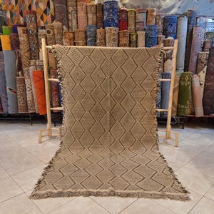 Moroccan Kilim Rug, Berber Flat Rug, Handwoven Rug, Flatweave Moroccan Area Rug, Abstract Rug, Authentic Wool Rug, White and Black Kilim Rug