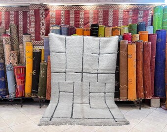 Fabulous Moroccan Rug, Wool Berber Rug, Authentic Moroccan Rug, Moroccan Area Rug, Moroccan Shaggy Rug, Black and White Rug, Beni Ourian Rug