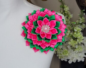 Rhinestone Flower Design Brooch | SHEIN A