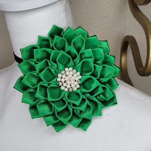 Emerald green or select your color flower pin brooch, church fashion, wedding accessories, Shoulder Flower Brooch, corsage