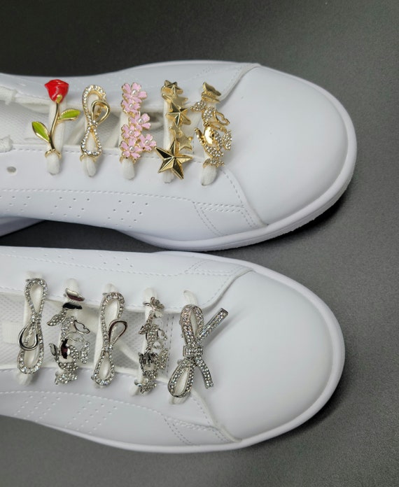 Custom Rhinestone Letter Shape Sneaker Metal Shoelace Charms for Sports  Shoes Accessories - China Shoeslace Charms and Designer Charms price