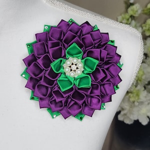 Green and purple flower pin with rhinestone petals, brooch, church fashion, wedding accessories, Shoulder Flower Brooch