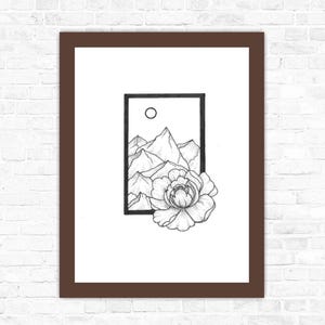 Dotwork - Berge und Blumen Minimalistisches Poster - Handicraft. Schwarze Tusche, Marker auf weißem Papier. Perfekt für jede Art von Interieur.