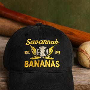 Broderad hatt med Savannah Bananas, hatt med Savannah Bananas, present till basebollag, rolig hatt, lagklädsel bild 1