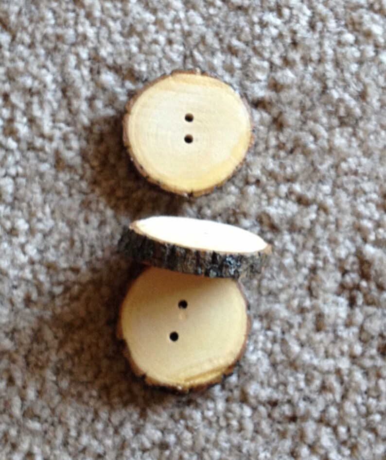 8 Wooden Tree Branch Buttons Rustic Buttons Bark Buttons Etsy