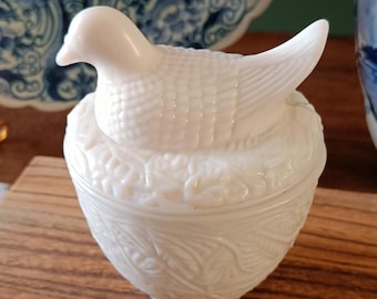 Avon Vintage 1970s Nesting Dove Candle | Milk Glass Lidded Trinket Box | Original Vanilla Scented Candle Inside | Vanity Decor | Cottagecore
