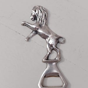 Versilberter Löwe Flaschenöffner, Valmazan Spanien | Vintage Bar-Werkzeug |  Neuheit Flaschenöffner | Einzigartiges Geschenk für Ihn | Eklektisches Bar Dekor