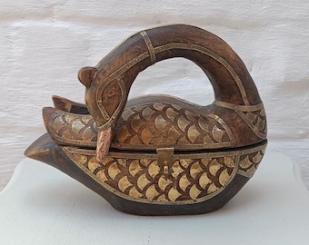 Handcrafted Vintage Wood Brass Swan Figurine | Rustic Brass Inlay Bird Sculpture | Boho Animal Decor | Wooden Bird Trinket Box