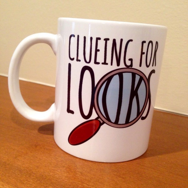Clueing for Looks Sherlock Magnifying Glass Ceramic Mug