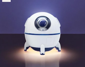 Astronaut Humidifier Night Light: USB Rechargeable Aromatherapy Diffuser