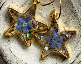 Pendientes de estrella, no me olvides pendientes de flores regalo de novia, pendientes de resina de flores prensadas de abulón azul, joyas de resina de flores secas reales