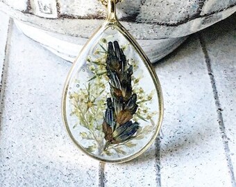 Lavender Terrarium Necklace Real Flower Necklace Gift For Mom, Pressed Flower Pendant Necklace Gift For Her, Dried Flowers Resin Jewelry