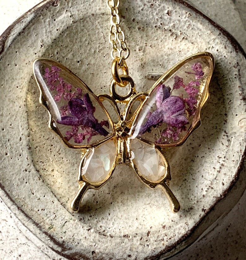 Lilac Flower Butterfly Necklace, Mother of Pearl, Resin Necklace Girlfriend Gift, Real Dried Pressed Flower Necklace, Nature Jewelry for Mom image 9