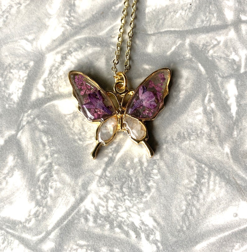 Lilac Flower Butterfly Necklace, Mother of Pearl, Resin Necklace Girlfriend Gift, Real Dried Pressed Flower Necklace, Nature Jewelry for Mom image 5