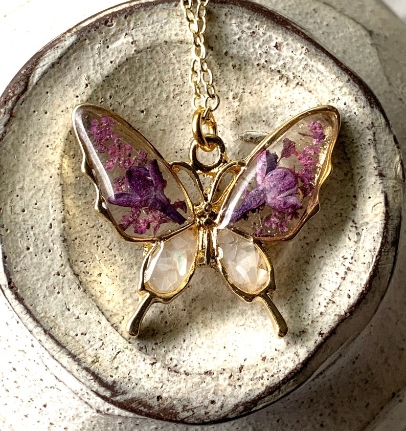 Lilac Flower Butterfly Necklace, Mother of Pearl, Resin Necklace Girlfriend Gift, Real Dried Pressed Flower Necklace, Nature Jewelry for Mom image 2