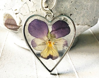Pressed Violets Dried Flower Resin Jewelry, Pressed Flower Terrarium Necklace Real Flower Necklace with Plant,Mothers Day Gift From Daughter
