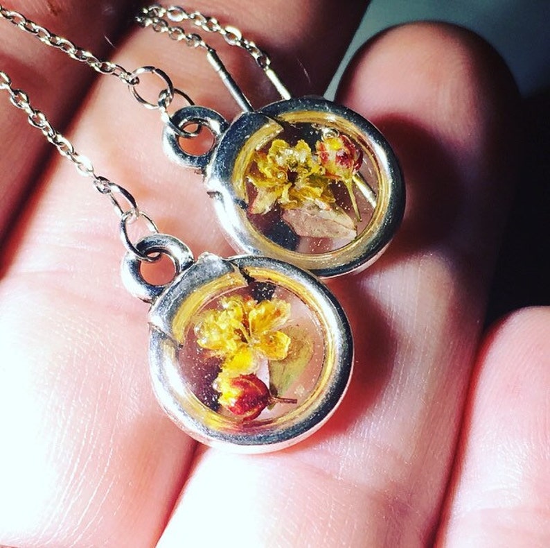 Wildflower Pressed Flower Earrings Stainless Steel Threader Earrings Real Flower Jewelry Plant Earrings Terrarium Earrings