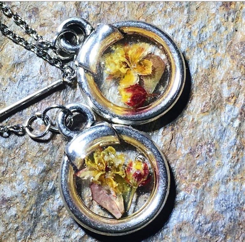 Wildflower Pressed Flower Earrings Stainless Steel Threader Earrings Real Flower Jewelry Plant Earrings Terrarium Earrings
