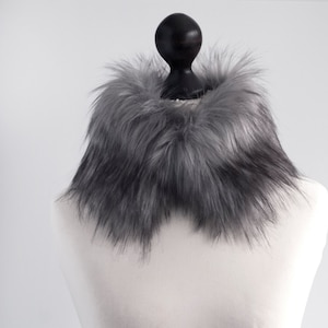Grey faux fur collar. Faux fur wrap. Fur neck warmer. Womens fur collar. Fur scarf. Christmas gift under 20. Fake fur collar in grey. imali