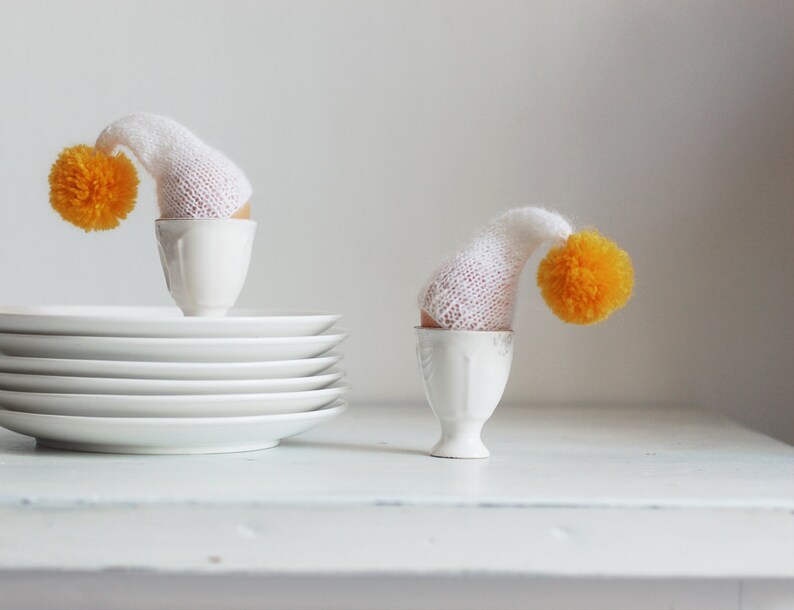 SALE 10% OFF Knitted egg warmers with yellow pom. Set of 2 image 3