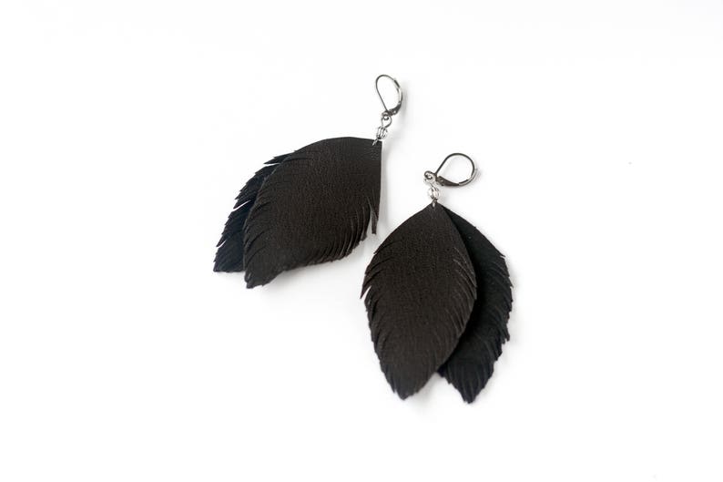Black feather leather earrings image 2