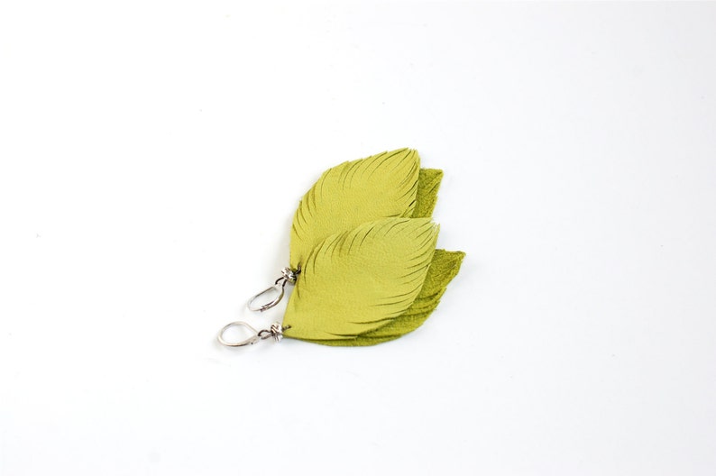 Leather feather earrings in copper brown and in lemon green. Set of two pairs image 5