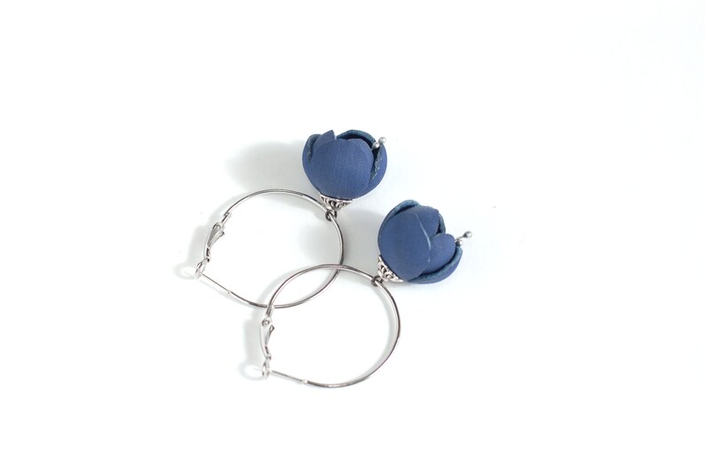 Modern style leather earrings in blue image 3