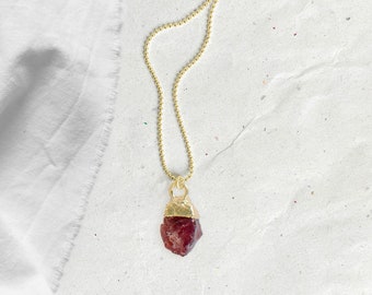 Collana Birthstone GENNAIO Pietra preziosa grezza d'oro GRANET, stile boho, regalo di compleanno, regali di Natale, gioielli boho di renna deluxe