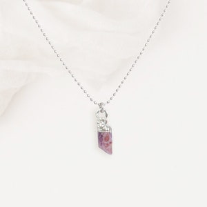 Collana LUGLIO pietra portafortuna argento pietra preziosa grezza RUBINO, stile boho, regalo di compleanno, regali di Natale, gioielli boho di renna deluxe immagine 10