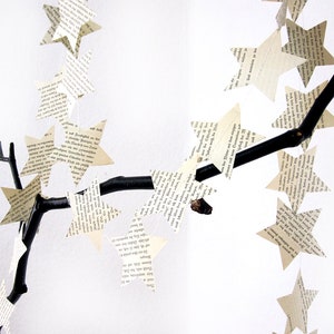 Star garland made from old book pages Star garland Christmas garland Sustainable Christmas decoration renna deluxe image 3