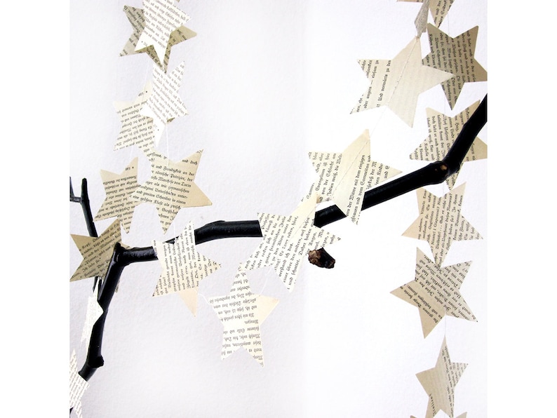 Star garland made from old book pages Star garland Christmas garland Sustainable Christmas decoration renna deluxe image 3
